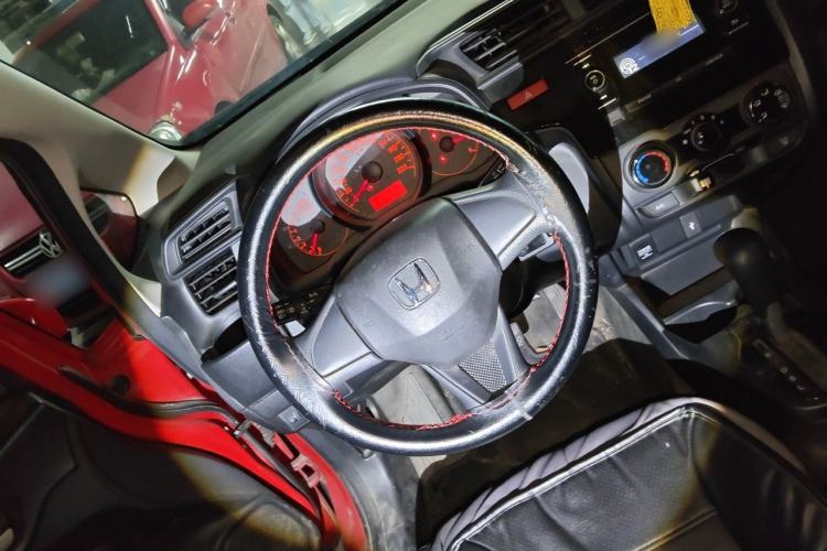 Used Honda Fit 2014 1.5L LX CVT Comfort Model Steering Wheel