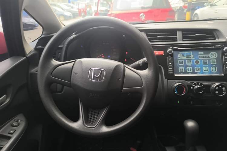 Used Honda Fit 2014 1.5L LX CVT Comfort Model Steering Wheel