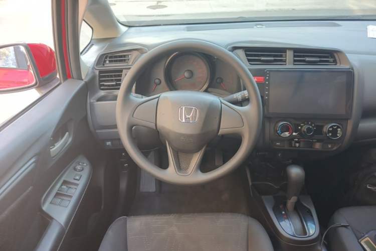 Used Honda Fit 2014 1.5L LX CVT Comfort Model Steering Wheel