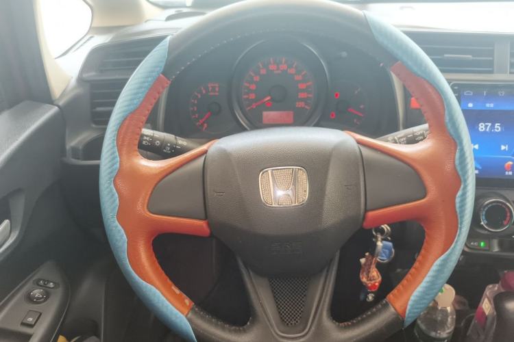 Used Honda Fit 2014 1.5L LX CVT Comfort Model Steering Wheel
