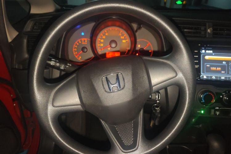 Used Honda Fit 2014 1.5L LX CVT Comfort Model Steering Wheel