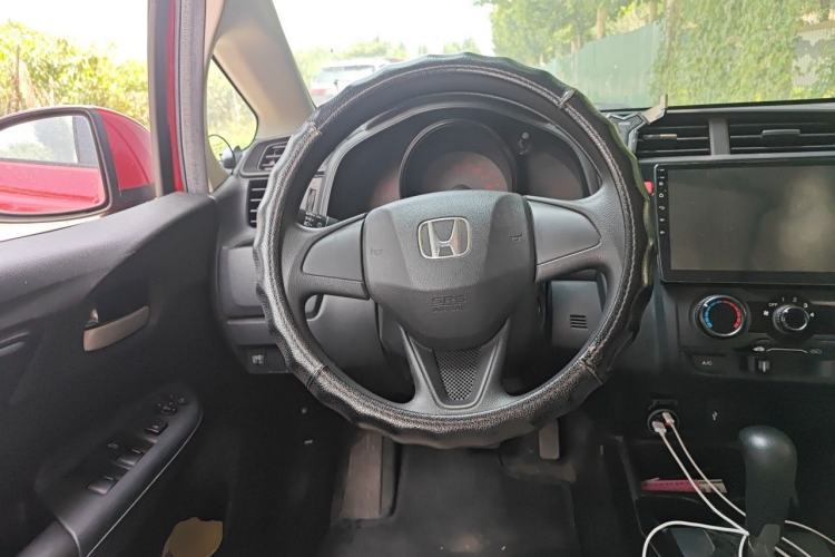 Used Honda Fit 2014 1.5L LX CVT Comfort Model Steering Wheel