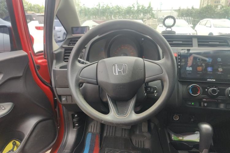 Used Honda Fit 2014 1.5L LX CVT Comfort Model Steering Wheel