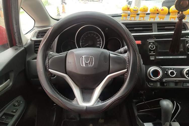 Used Honda Fit 2014 1.5L SE CVT Fashion Model Steering Wheel