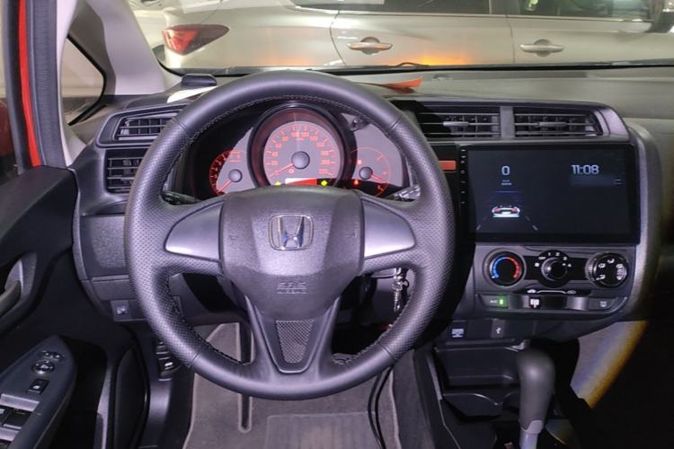 Used Honda Fit 2014 1.5L LX CVT Comfort Model Steering Wheel