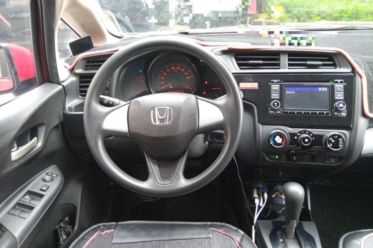 Used Honda Fit 2014 1.5L LX CVT Comfort Model Steering Wheel