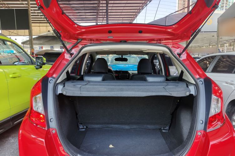 Used Honda Fit 2014 1.5L LX CVT Comfort Model Trunk