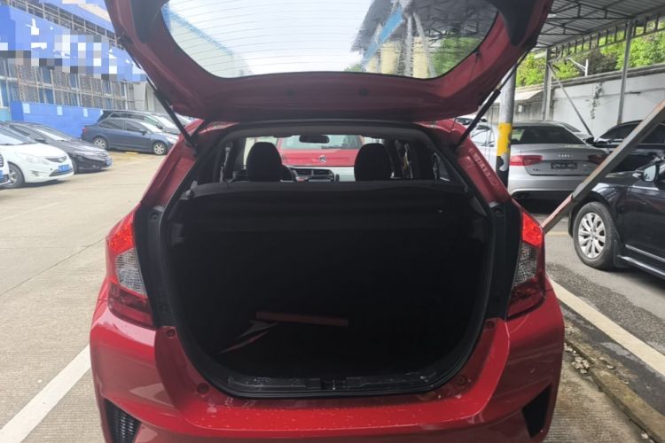 Used Honda Fit 2014 1.5L LX CVT Comfort Model Trunk