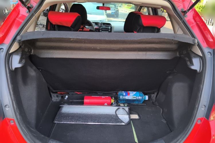 Used Honda Fit 2014 1.5L LX CVT Comfort Model Trunk