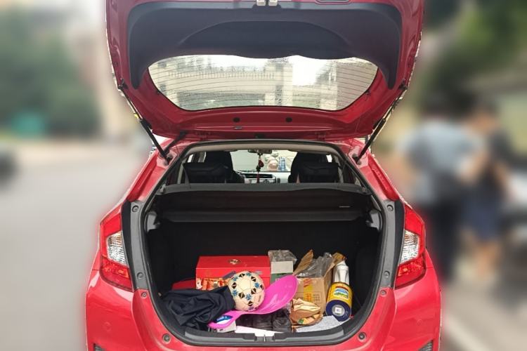 Used Honda Fit 2014 1.5L SE CVT Fashion Model Trunk