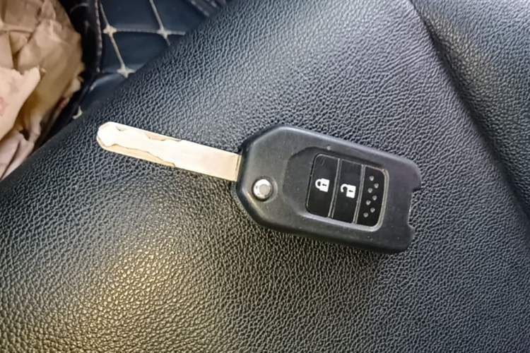 Used Honda Fit 2014 1.5L LX CVT Comfort Model Vehicle Key