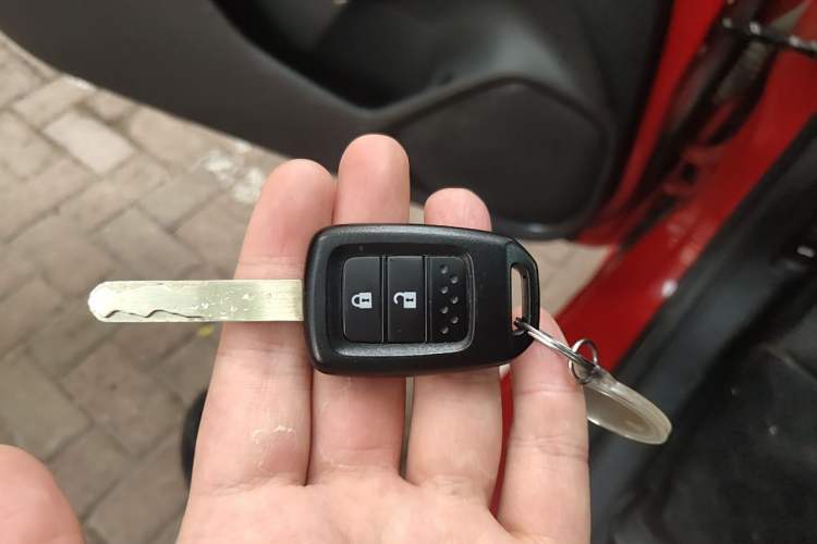 Used Honda Fit 2014 1.5L SE CVT Fashion Model Vehicle Key