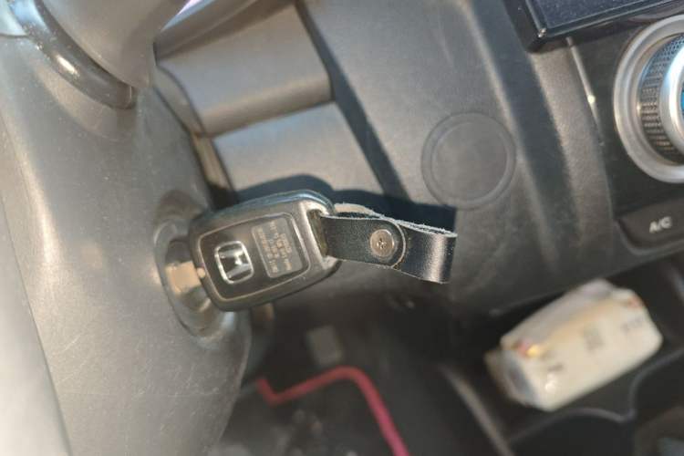 Used Honda Fit 2014 1.5L SE CVT Fashion Model Vehicle Key
