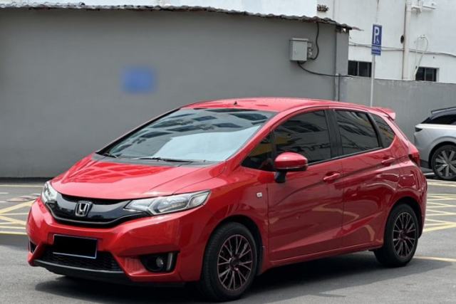 Used Honda Fit 2014 1.5L LX Manual Comfort Model