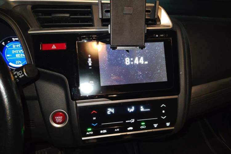 Used Honda Fit 2014 1.5L EXLI CVT Leading Model Audio And AC Panel