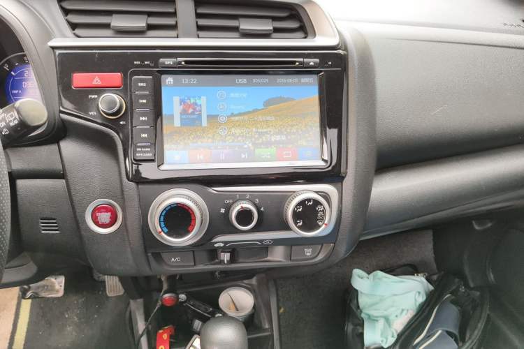Used Honda Fit 2014 1.5L EX CVT Elite Model Audio And AC Panel