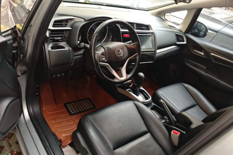 Used Honda Fit 2014 1.5L EXLI CVT Leading Model Driver Seat
