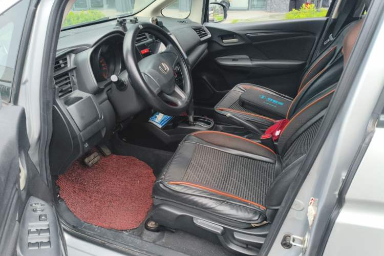 Used Honda Fit 2014 1.5L LX CVT Comfort Model Driver Seat