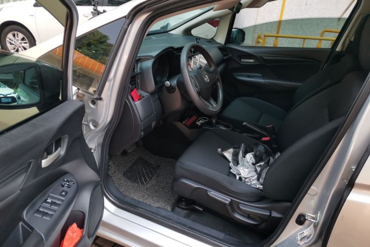 Used Honda Fit 2014 1.5L LX CVT Comfort Model Driver Seat