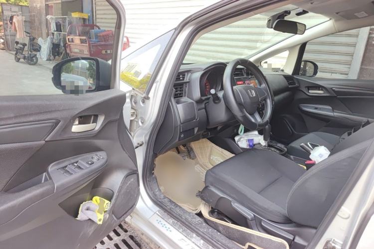 Used Honda Fit 2014 1.5L LX CVT Comfort Model Driver Seat