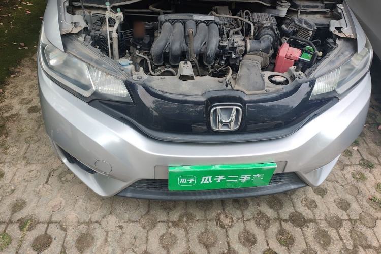 Used Honda Fit 2014 1.5L SE CVT Fashion Model Engine Bay