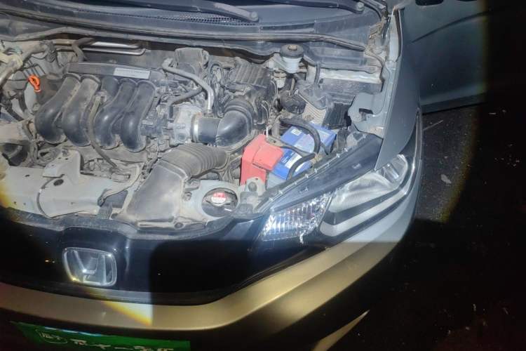 Used Honda Fit 2014 1.5L LX Manual Comfort Model Engine Bay Left