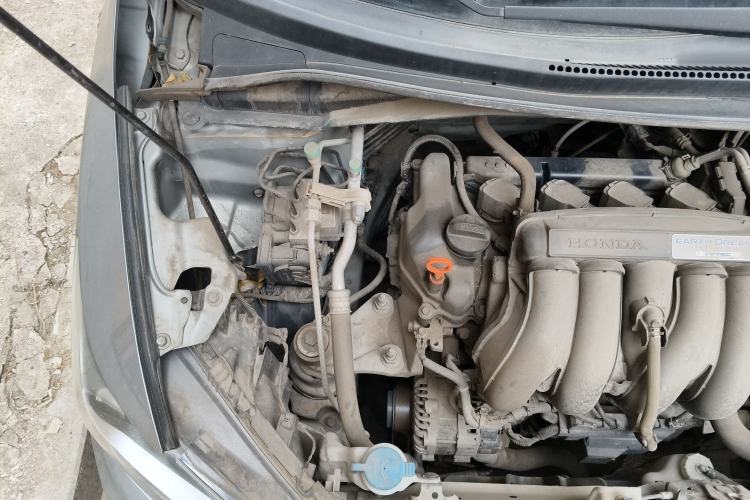 Used Honda Fit 2014 1.5L EX CVT Elite Model Engine Bay Right