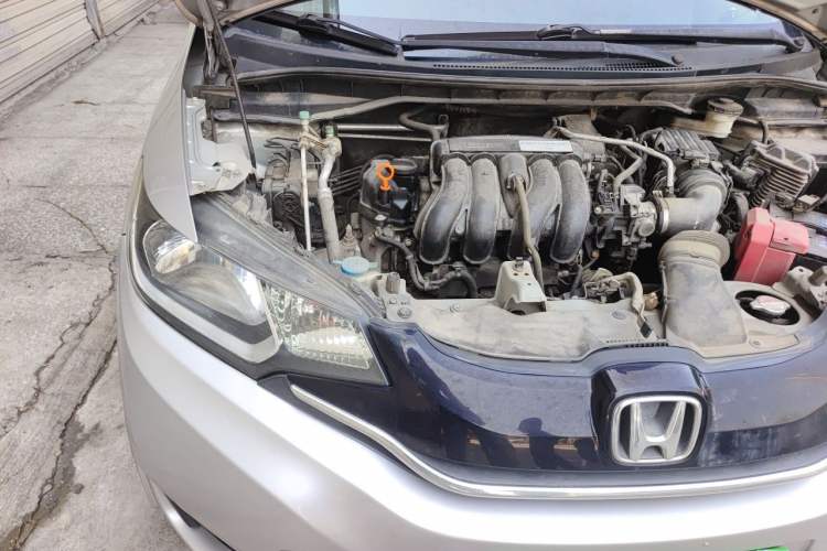 Used Honda Fit 2014 1.5L LX CVT Comfort Model Engine Bay Right