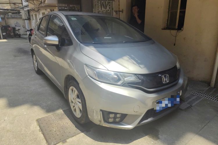 Used Honda Fit 2014 1.5L EX CVT Elite Model Front Right 45 Deg