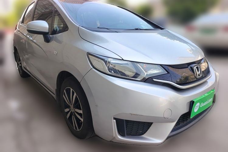 Used Honda Fit 2014 1.5L LX CVT Comfort Model Front Right 45 Deg