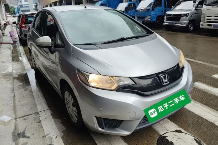 Used Honda Fit 2014 1.5L LX Manual Comfort Model Front Right 45 Deg