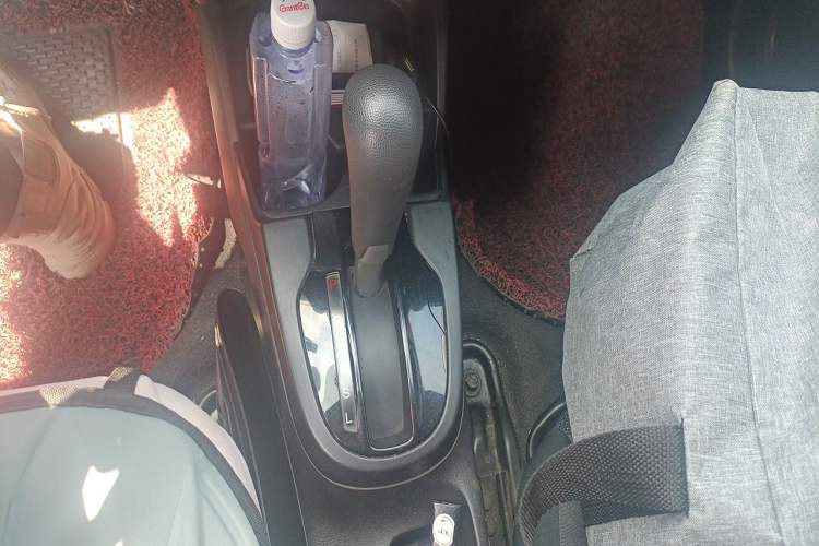Used Honda Fit 2014 1.5L LX CVT Comfort Model Gear Lever