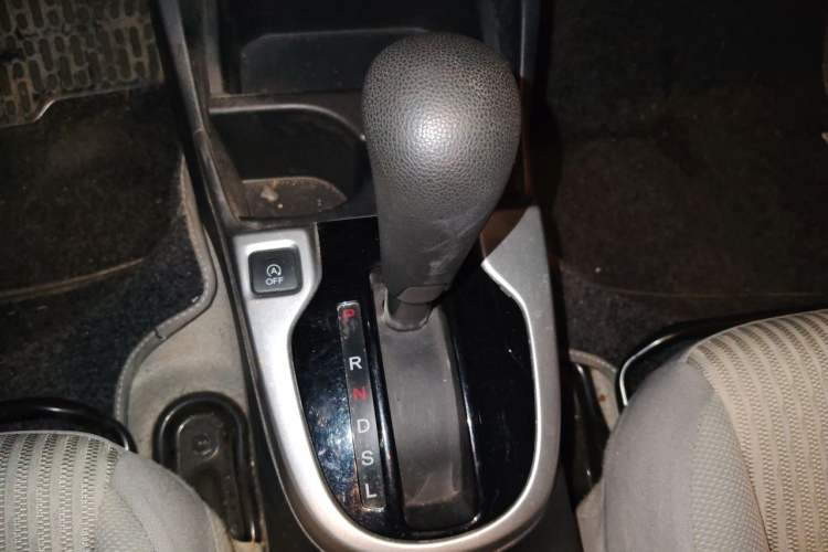Used Honda Fit 2014 1.5L EXLI CVT Leading Model Gear Lever