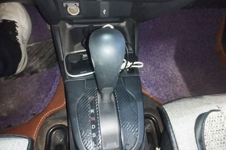 Used Honda Fit 2014 1.5L LX CVT Comfort Model Gear Lever