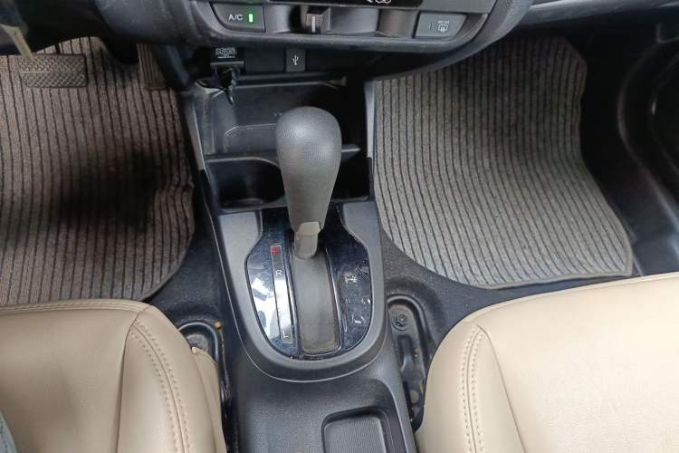 Used Honda Fit 2014 1.5L LX CVT Comfort Model Gear Lever