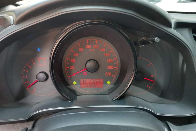 Used Honda Fit 2014 1.5L LX CVT Comfort Model Instrument Cluster