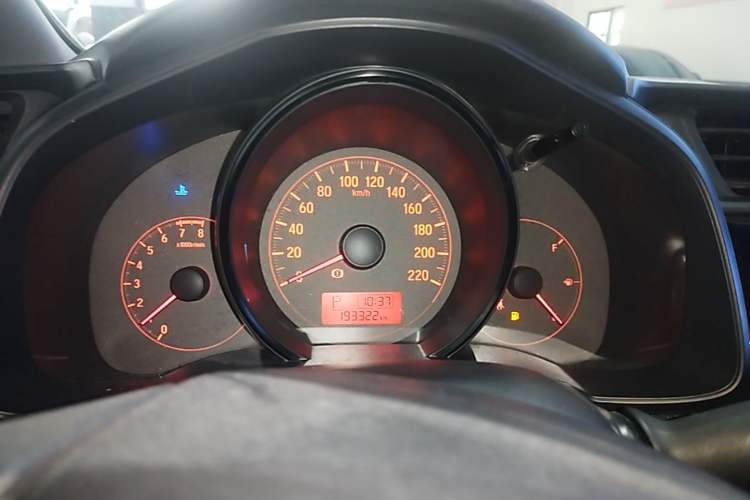Used Honda Fit 2014 1.5L LX CVT Comfort Model Instrument Cluster