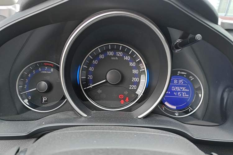 Used Honda Fit 2014 1.5L SE CVT Fashion Model Instrument Cluster