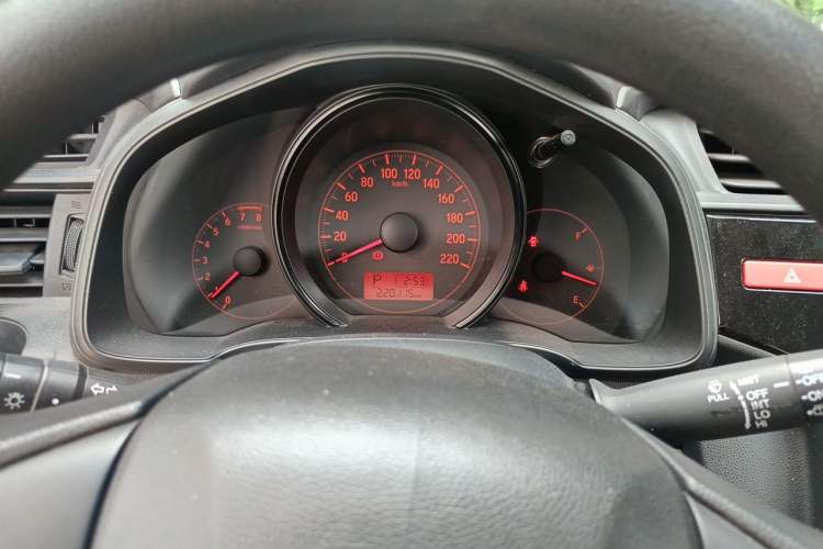 Used Honda Fit 2014 1.5L LX CVT Comfort Model Instrument Cluster