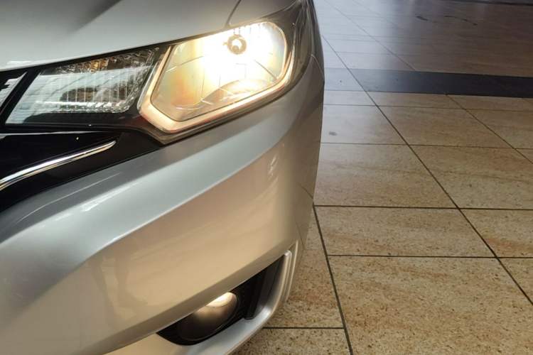 Used Honda Fit 2014 1.5L EX CVT Elite Model Left Front Headlight