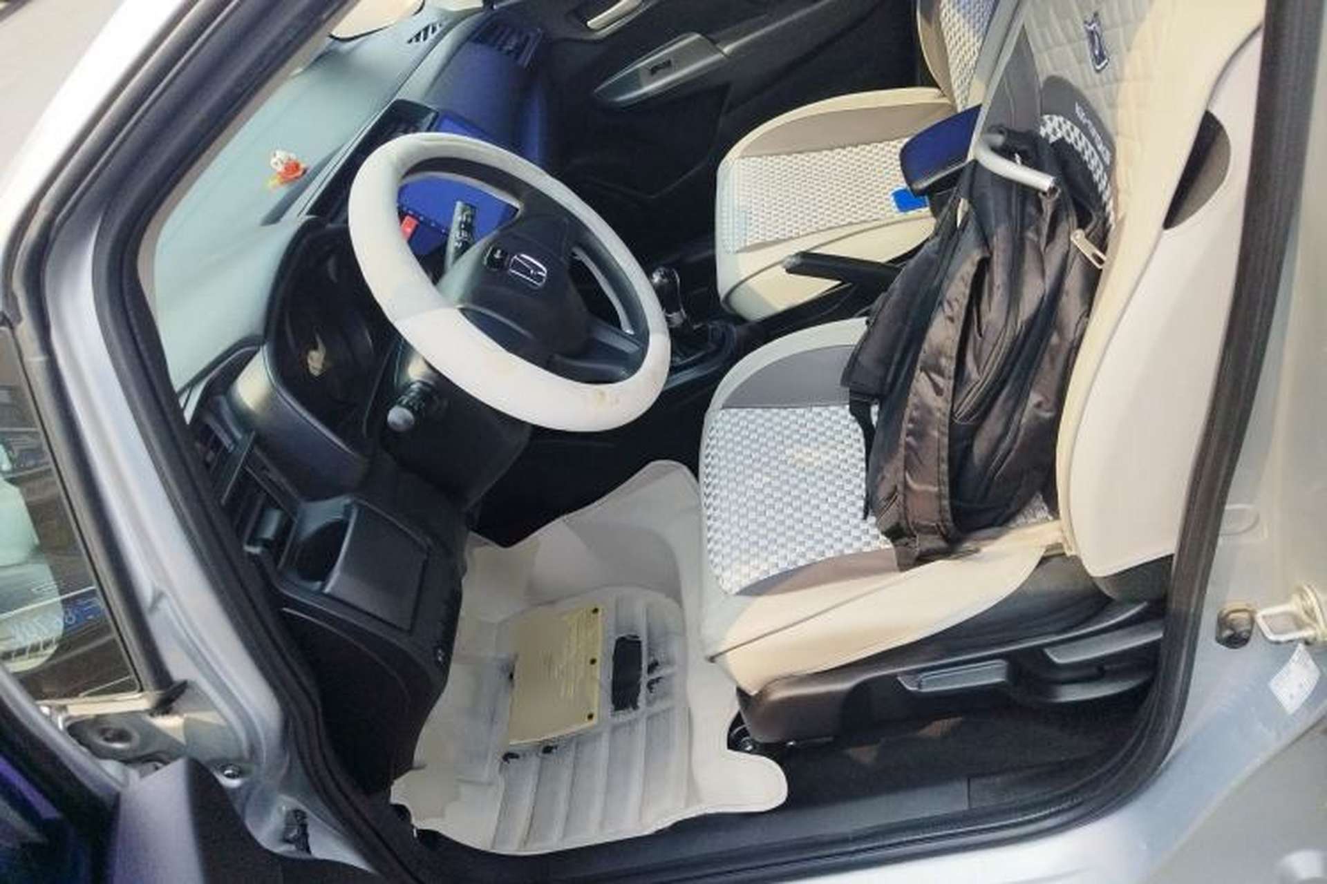 Used Honda Fit 2014 1.5L LX Manual Comfort Model Left Front Seat