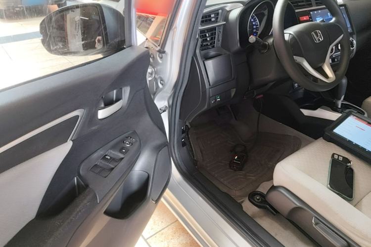 Used Honda Fit 2014 1.5L EX CVT Elite Model Left Front Seat
