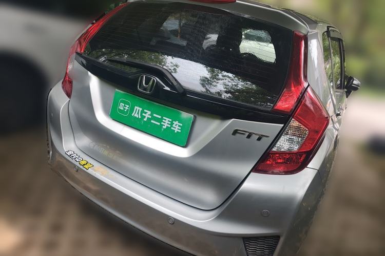 Used Honda Fit 2014 1.5L SE CVT Fashion Model Rear