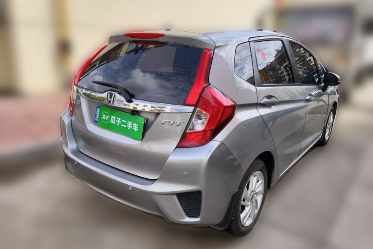 Used Honda Fit 2014 1.5L EX CVT Elite Model Rear Right 45 Deg