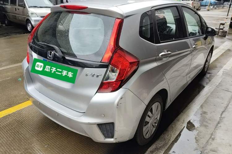 Used Honda Fit 2014 1.5L LX Manual Comfort Model Rear Right 45 Deg
