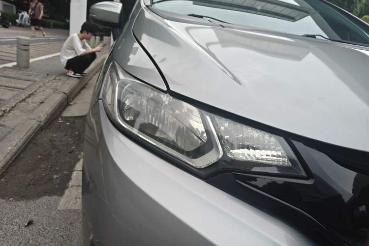 Used Honda Fit 2014 1.5L SE CVT Fashion Model Right Front Headlight