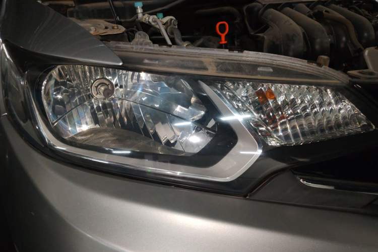 Used Honda Fit 2014 1.5L EXLI CVT Leading Model Right Front Headlight