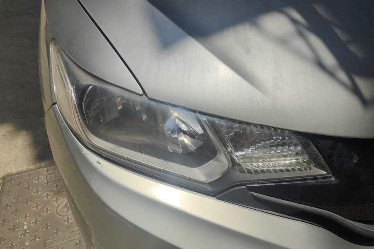 Used Honda Fit 2014 1.5L EX CVT Elite Model Right Front Headlight