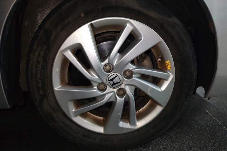 Used Honda Fit 2014 1.5L EXLI CVT Leading Model Right Front Wheel Hub