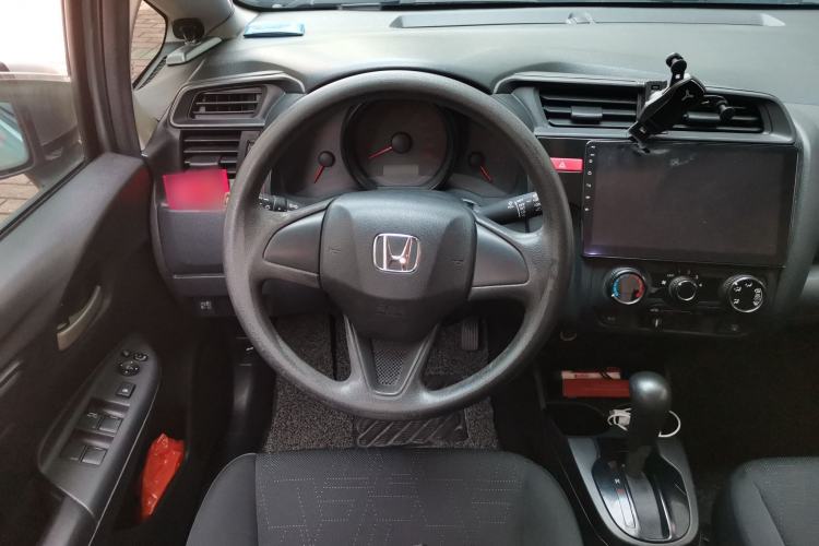 Used Honda Fit 2014 1.5L LX CVT Comfort Model Steering Wheel